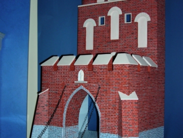 Makieta Bramy Krakowskiej wykonana przez J. Sałka w ''Galerii Miasta Kazimierzowskiego'' SKRZR. Fot. P. Puton